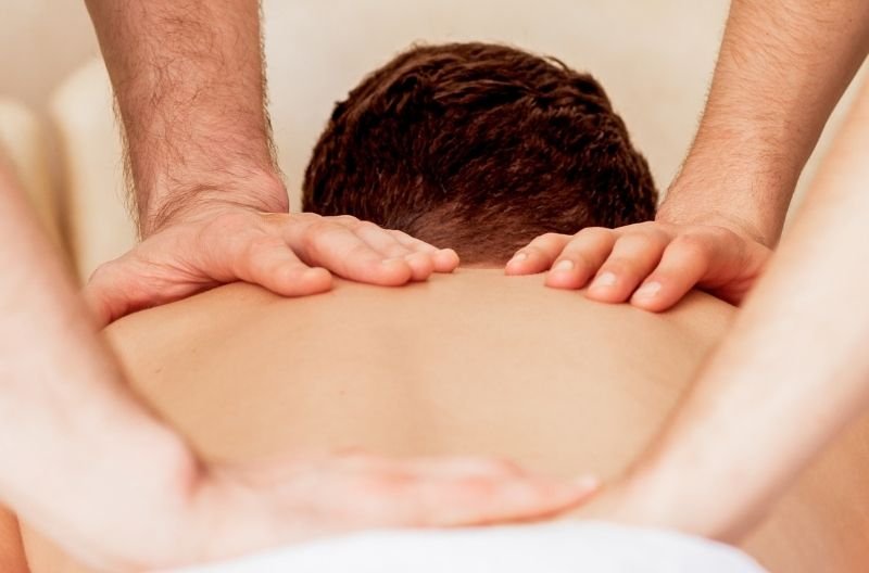 Four hand massage center in Delhi